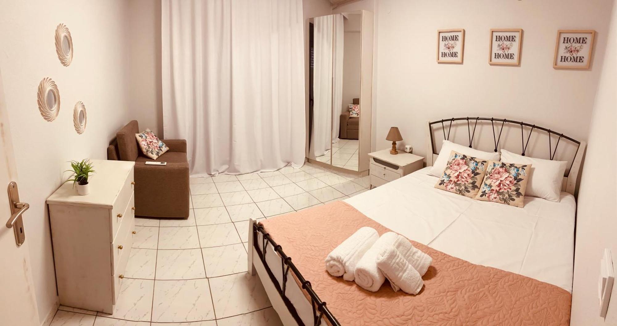 Peramore Apartment Néa Péramos Esterno foto