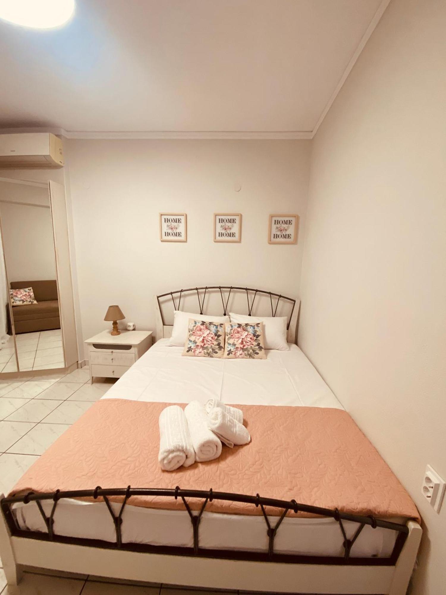 Peramore Apartment Néa Péramos Esterno foto