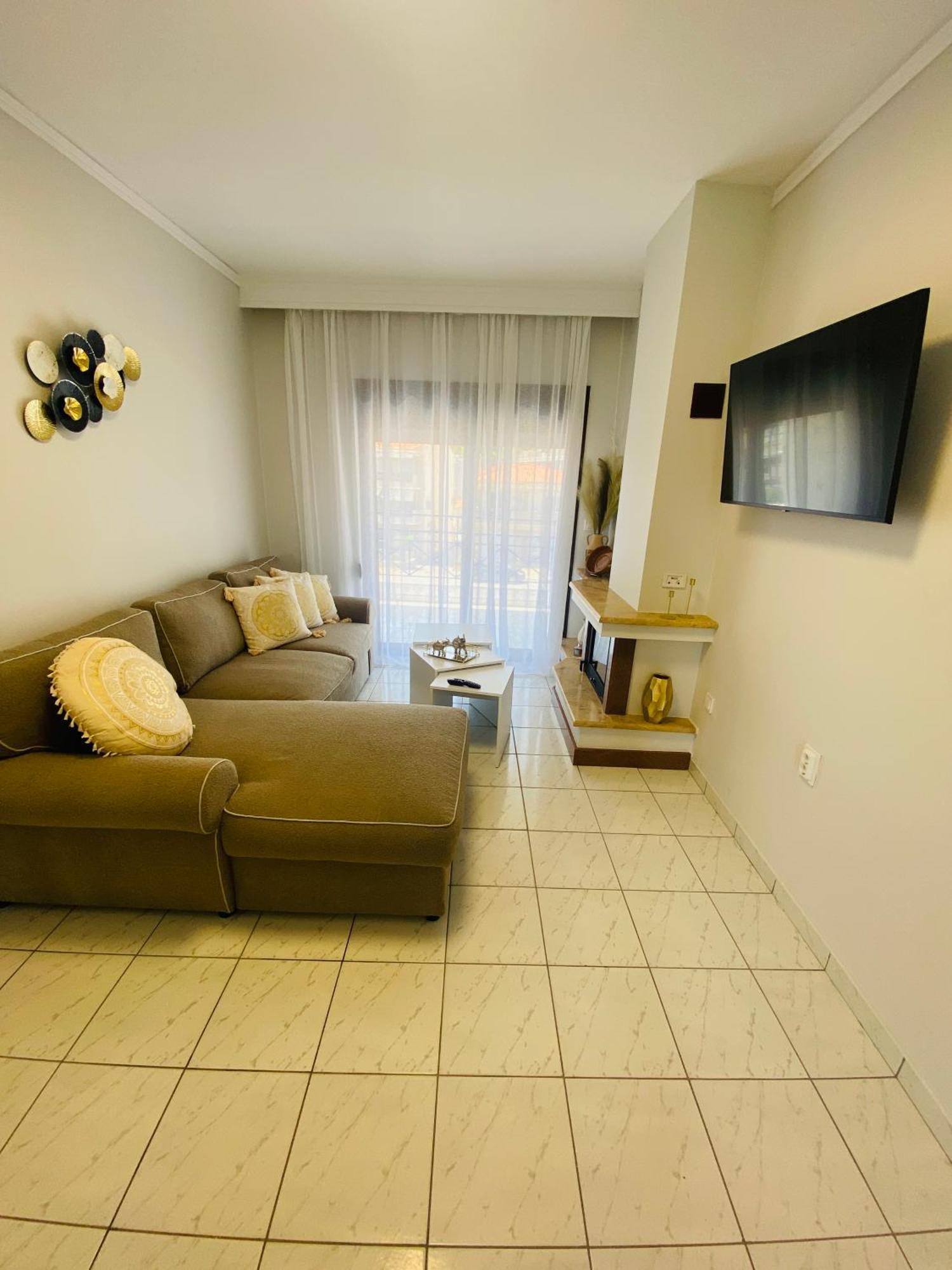 Peramore Apartment Néa Péramos Esterno foto