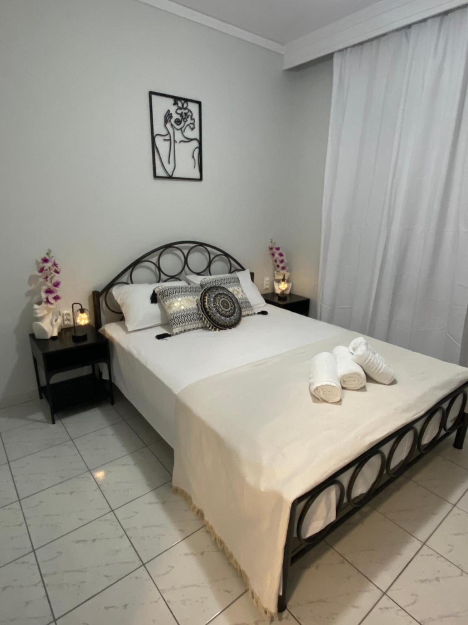 Peramore Apartment Néa Péramos Esterno foto
