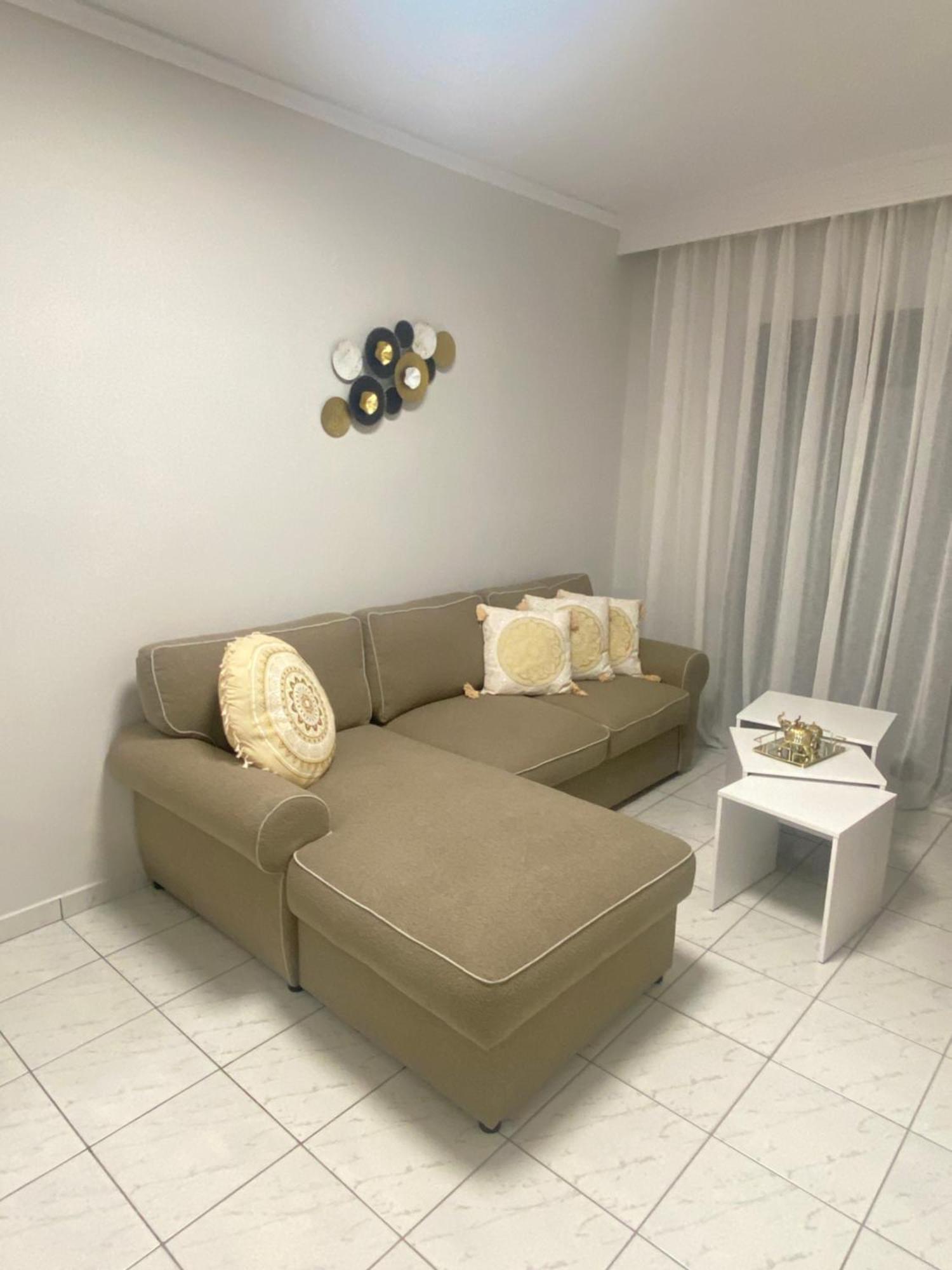 Peramore Apartment Néa Péramos Esterno foto